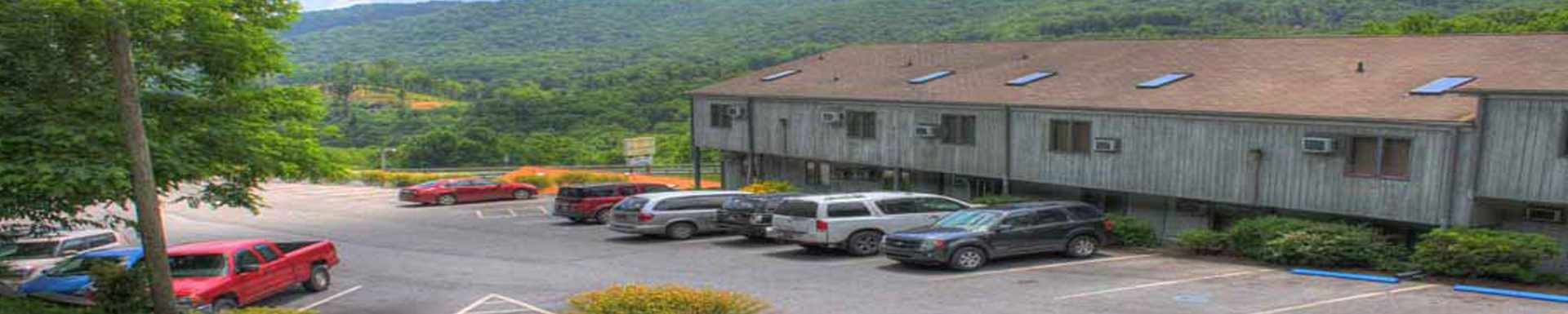 Smoketree Lodge